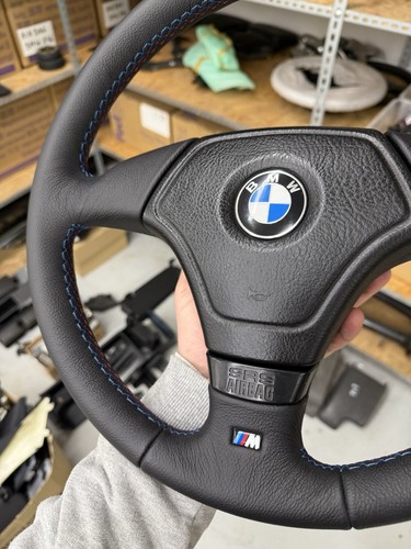 BMW E36 Sport steering wheel Leather Z3 E34 E39 M3 M5 Mtechnic triangle OEM Genu - Picture 10 of 21