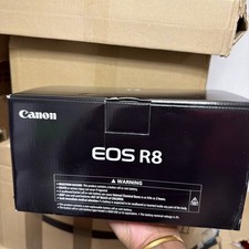 CANON EOS R8 Mirrorless Camera - Body Only - Black NEW