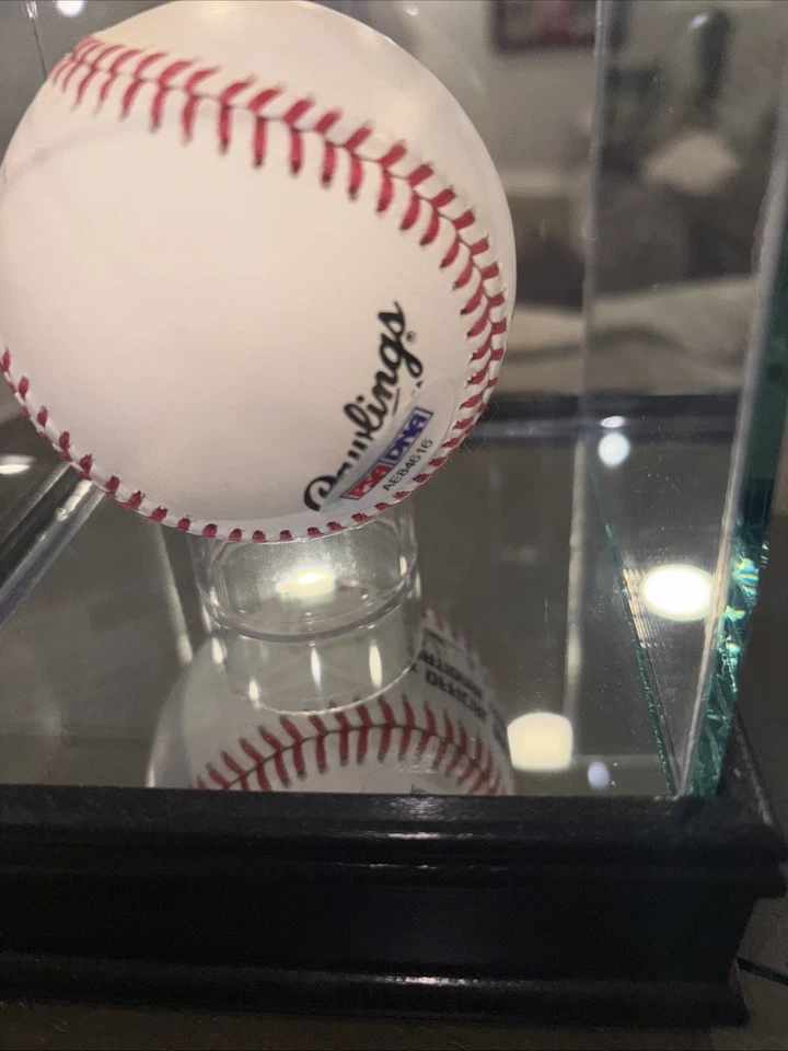 Willie Mays Autographed Baseball ONL - Image 2 of 2