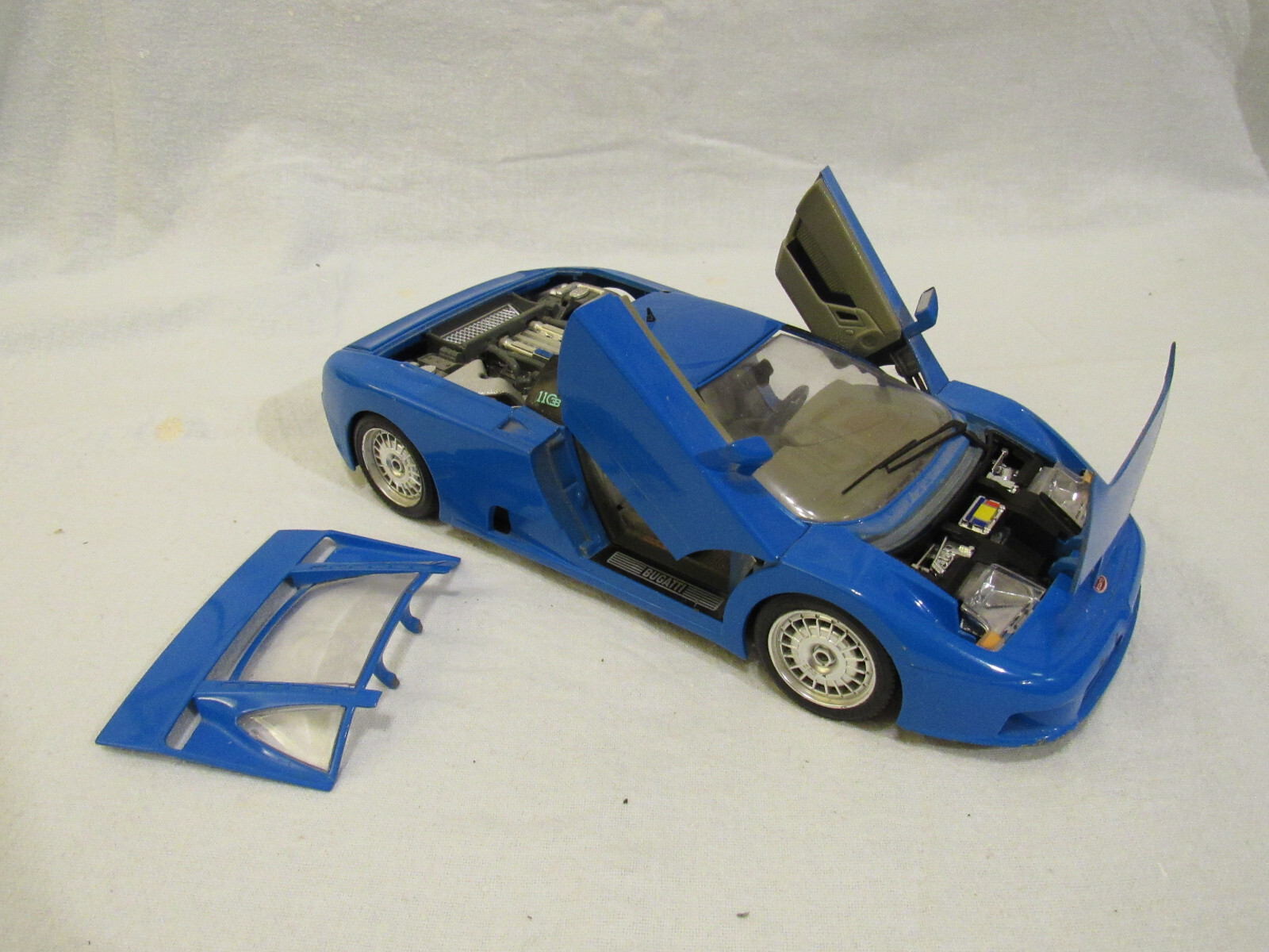 Picture 3 of 8