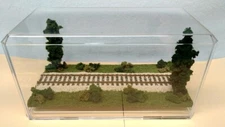 HO SCALE  9" SINGLE TRACK DISPLAY CASE-"SUMMER SCENE" -FOR ANY HO TRAINS