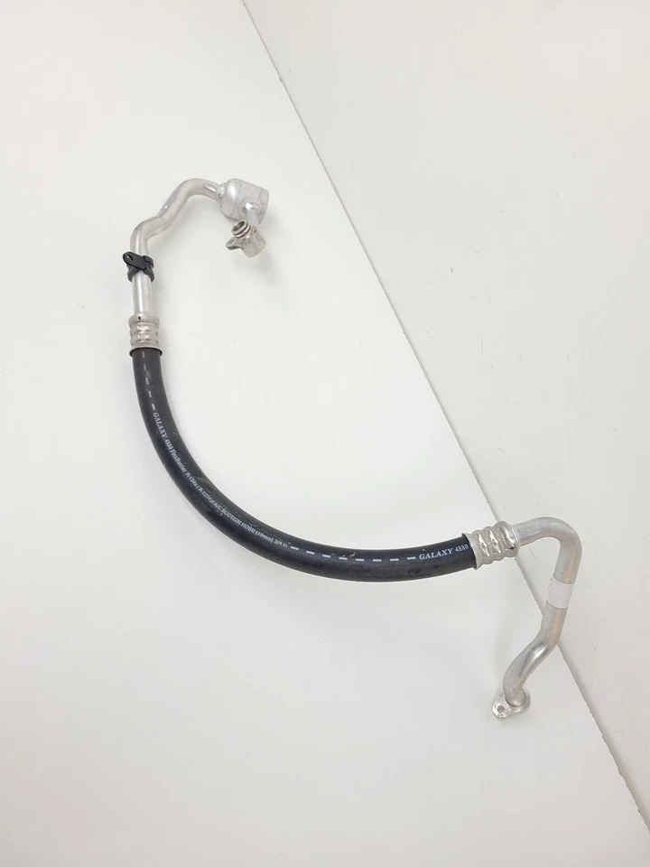 Land Rover Discovery 2017-2020 3,0 L aire acondicionado manguera de succión OEM Foto 3 de 4