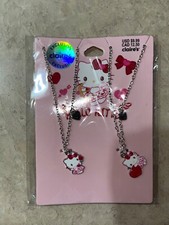 CLAIRE  S HELLO KITTY 2 PACK BFF BEST FRIENDS FOREVER NECKLACES W/ FLOWER HEART