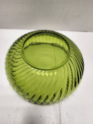 Vtg Avocado Green Glass Bowl - Picture 2 of 6