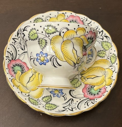 Vintage Rosina Bone China Tea Cup & Saucer 5047 Floral Gold Trim Footed Cup - Picture 5 of 11