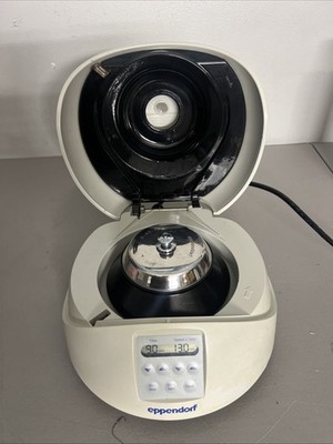 Eppendorf MiniSpin Plus 5453 Microcentrifuge + F45-18-11 Rotor Tested Working E2