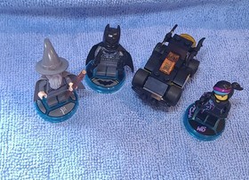 LEGO Dimensions Minifigure & Toy Tag Lot &ndash; Batman Gandalf Wyldstyle Batmobile