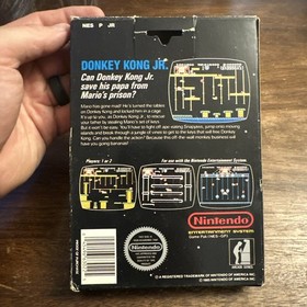 Donkey Kong Jr. (Nintendo NES, 1986) Complete CIB - 5 Screw Hangtab - Authentic