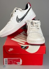 Nike Court Borough Sneakers Youth Size 7 Shoes White Black Berry Low 2 SE Kids
