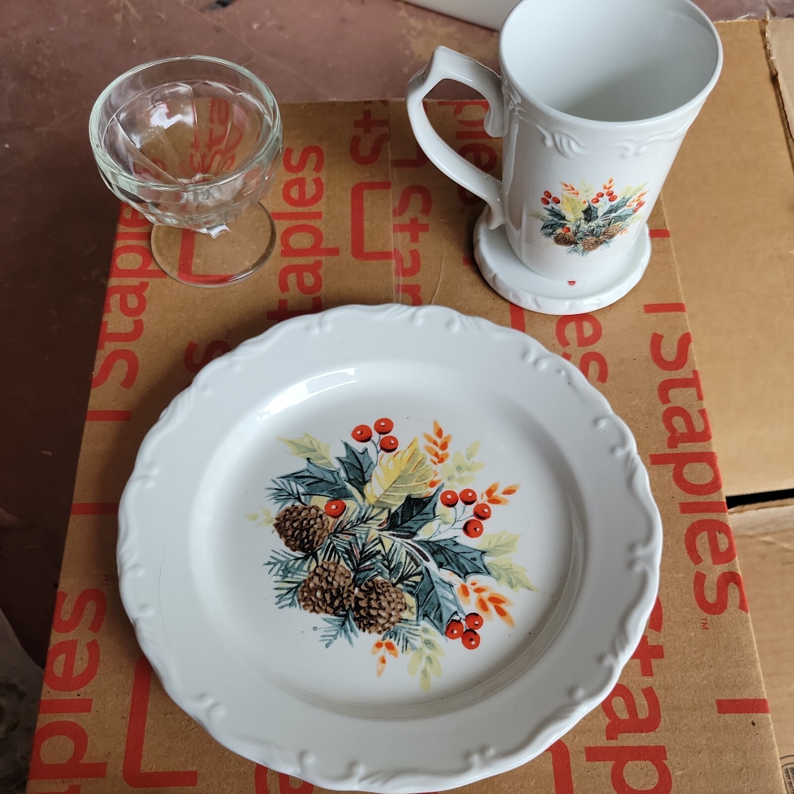 Christmas Gibson Holiday Dessert Plate, Mug And Goblet. Set Of 6. eBay