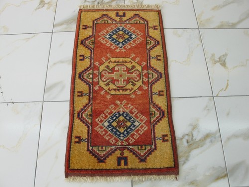 Small Vintage Oriental Rug 20x39 in Turkish Rug Wool Rug Hand Made Rug Boho Rug - Picture 2 of 14