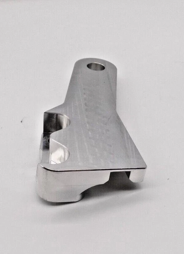 SOPORTE PINZA FRENO TRASERO INDIAN CHIEF 2002-2003 #50-075 GILROY BREMBO Foto 4 de 4