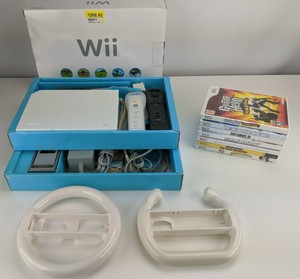  Nintendo Wii White Console NTSC Gaming Bundle 