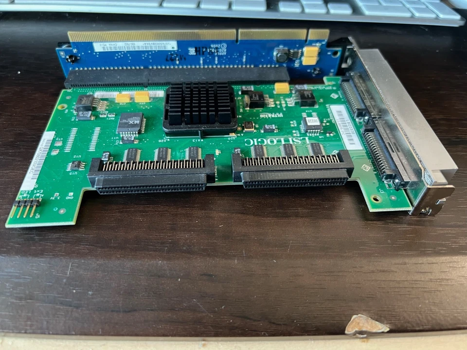 Apple LSI 22320 320MB/s Ultra320 SCSI Host Bus Controller Card with Riser - Image 3 of 4