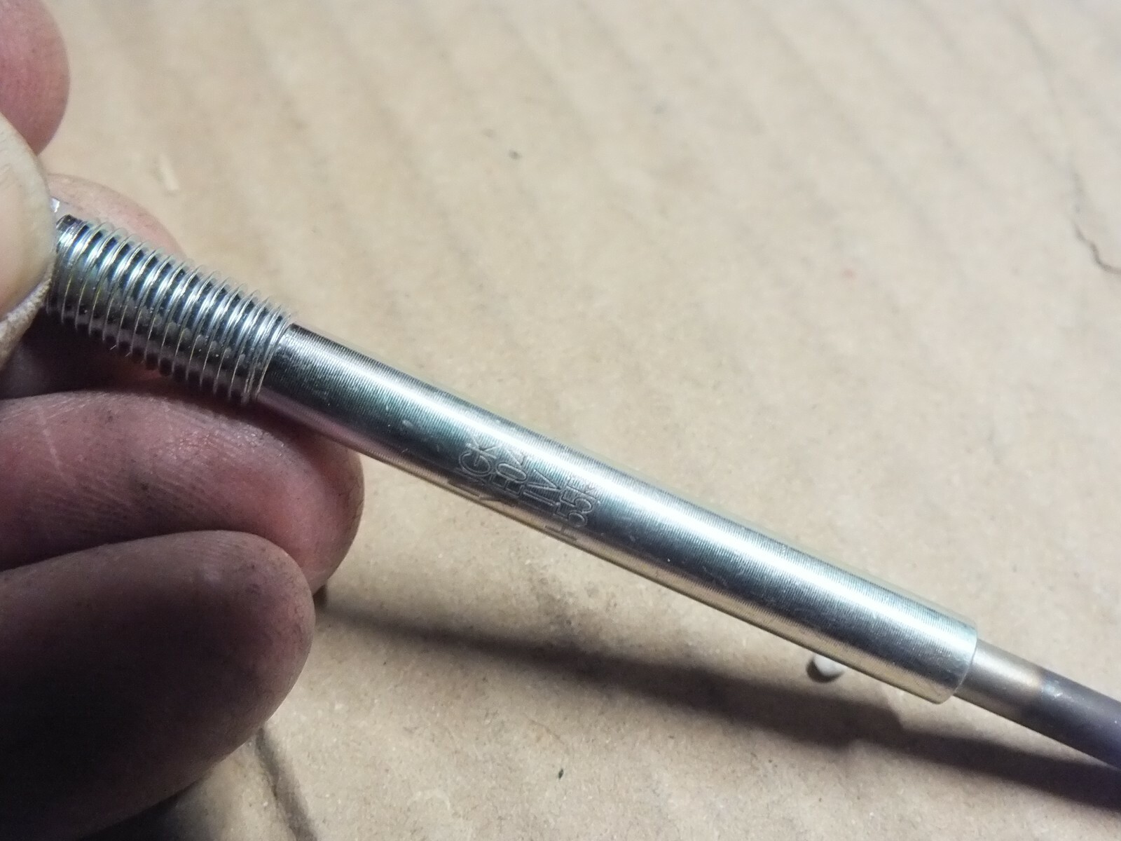 Genuine Citroen Peugeot Berlingo Partner Diesel engine glow plug 596019