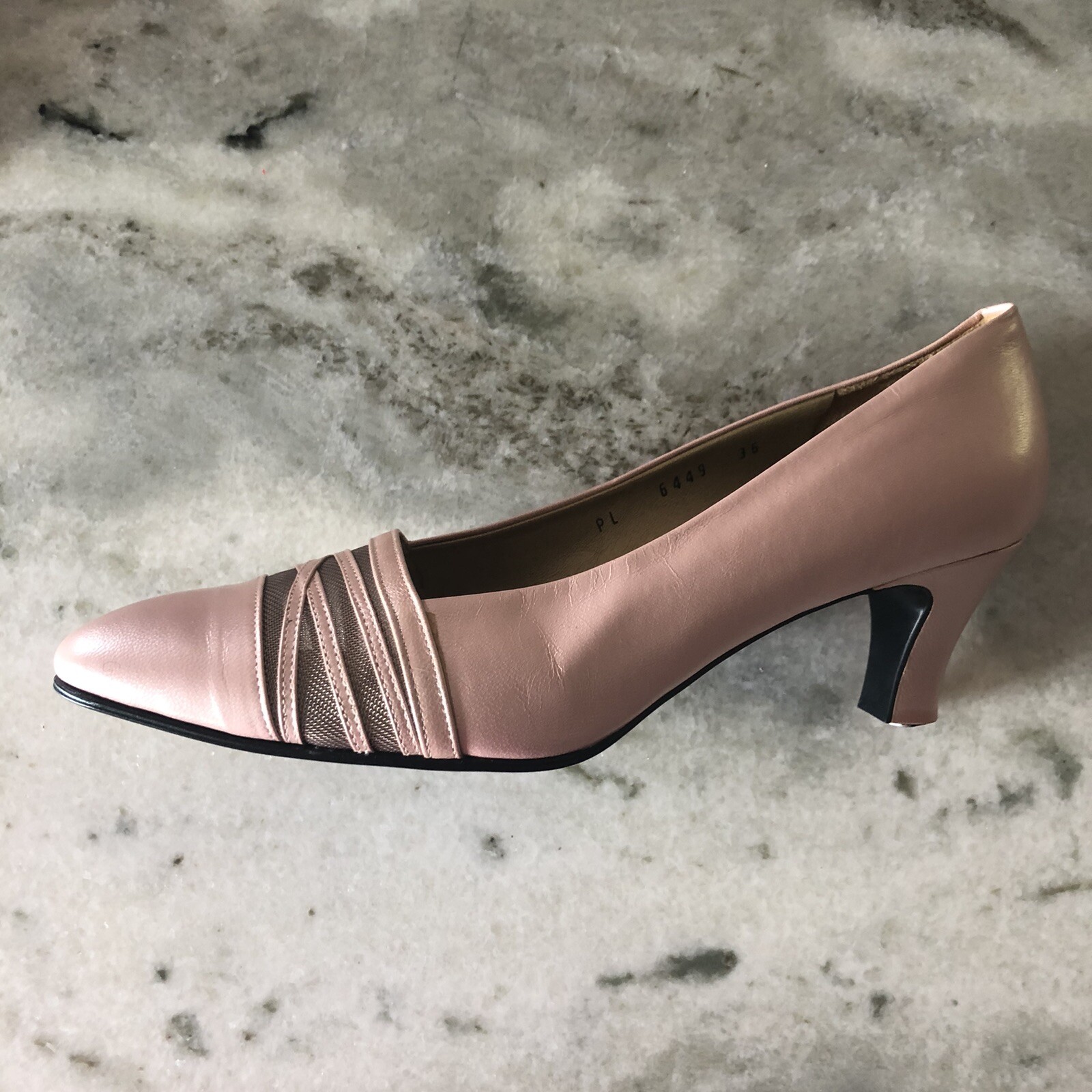 YVES SAINT LAURENT tacchi vintage in pelle rosa ~ taglia 36 IT (6 US)