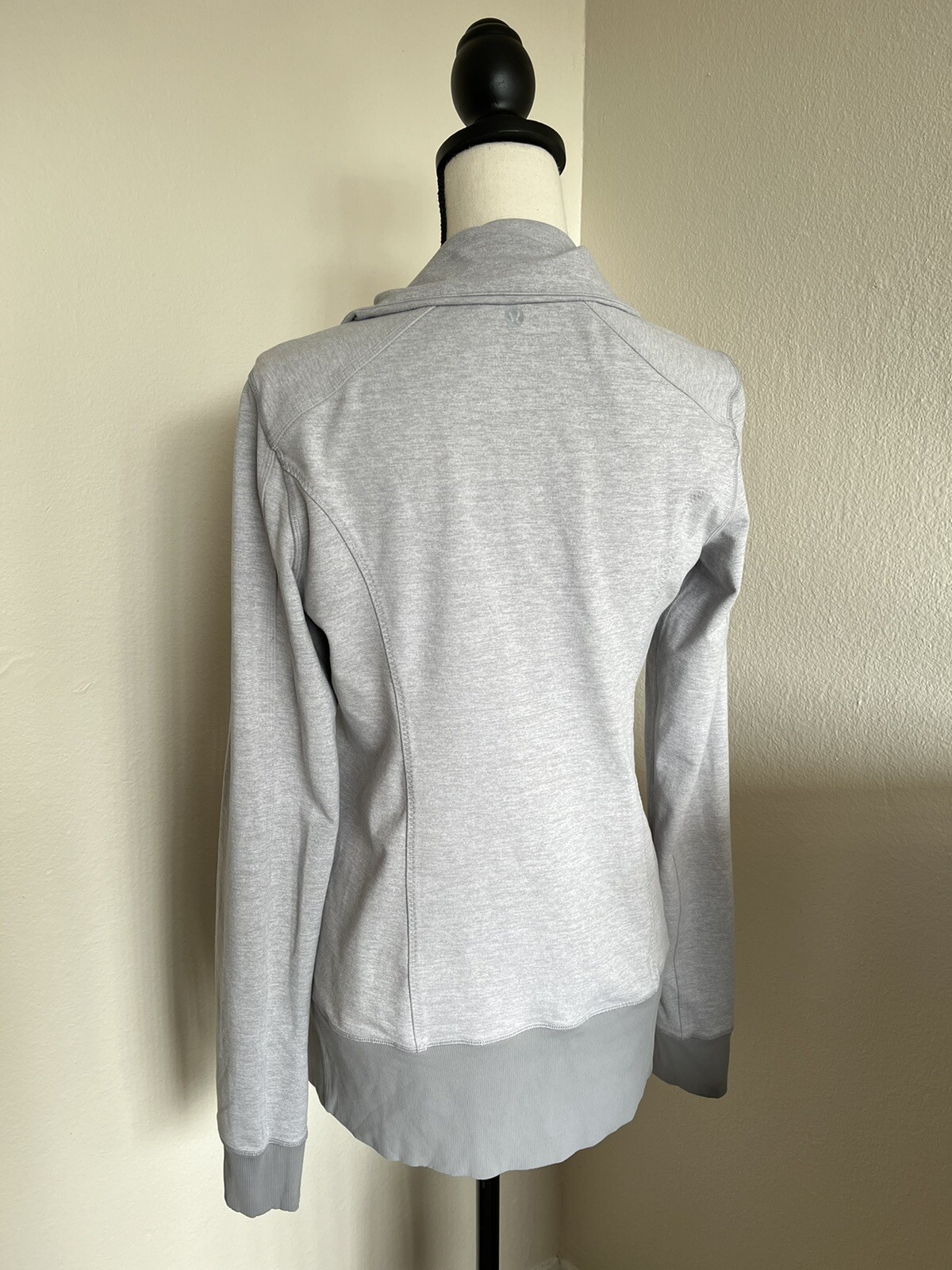 Lululemon Light Gray Active Track Jacket Women’s … - image 4
