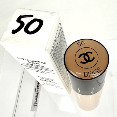 CHANEL Vitalumiere Aqua Skin Perfecting Makeup Foundation - PICK YOUR SHADE New