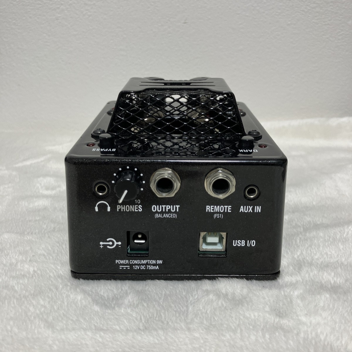 Laney IRT Pulse Tube Guitar Preamp w/ Power supply and Box