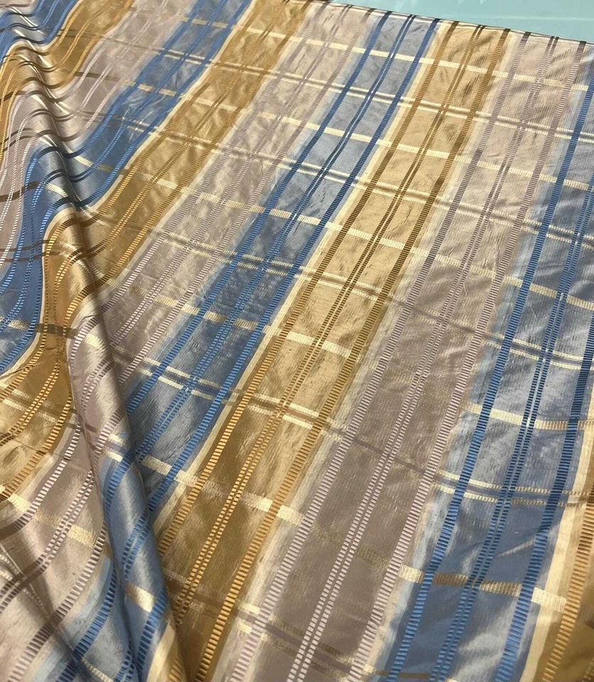 Hermosa raya amarilla marfil y azul, tela shantung de seda, se vende por yarda. Foto 3 de 4