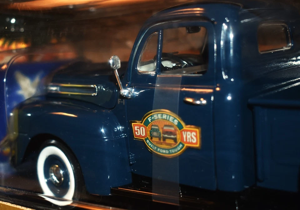 Road Legends 1/18, 1948 Ford F-1 Pick-up 50th Anniversary, RARE Navy-Blue NIB - Image 3 of 4
