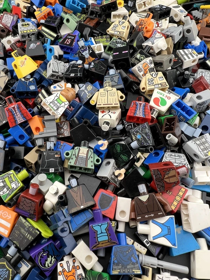 LEGO LOT Of 1LB 10oz Minifigure Damaged Parts Star Wars Ninjago Marvel DC City - Image 4 of 4