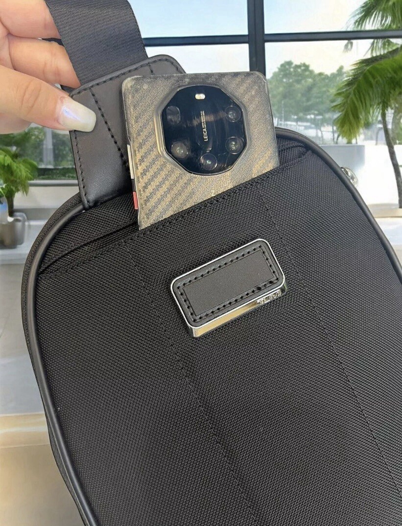 希少】TUMI トゥミ MARTIN SLING Arrive' アライブ Tumi Arrive Nylon