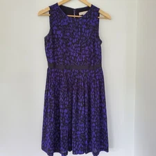 LOFT Sz 4 Purple Black Print Sleeveless Chiffon Dress Back Zip Keyhole COCKTAIL