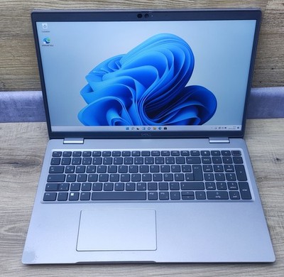 Dell Latitude 5530 Notebook 15.6'' Touch FHD i5-1245U 16GB 256GB Thunderbolt LTE