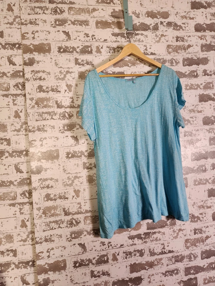 Fresh Produce Shirt Size 1X Blue White Swirl Beach Boho Resort Coastal - Image 3 of 4