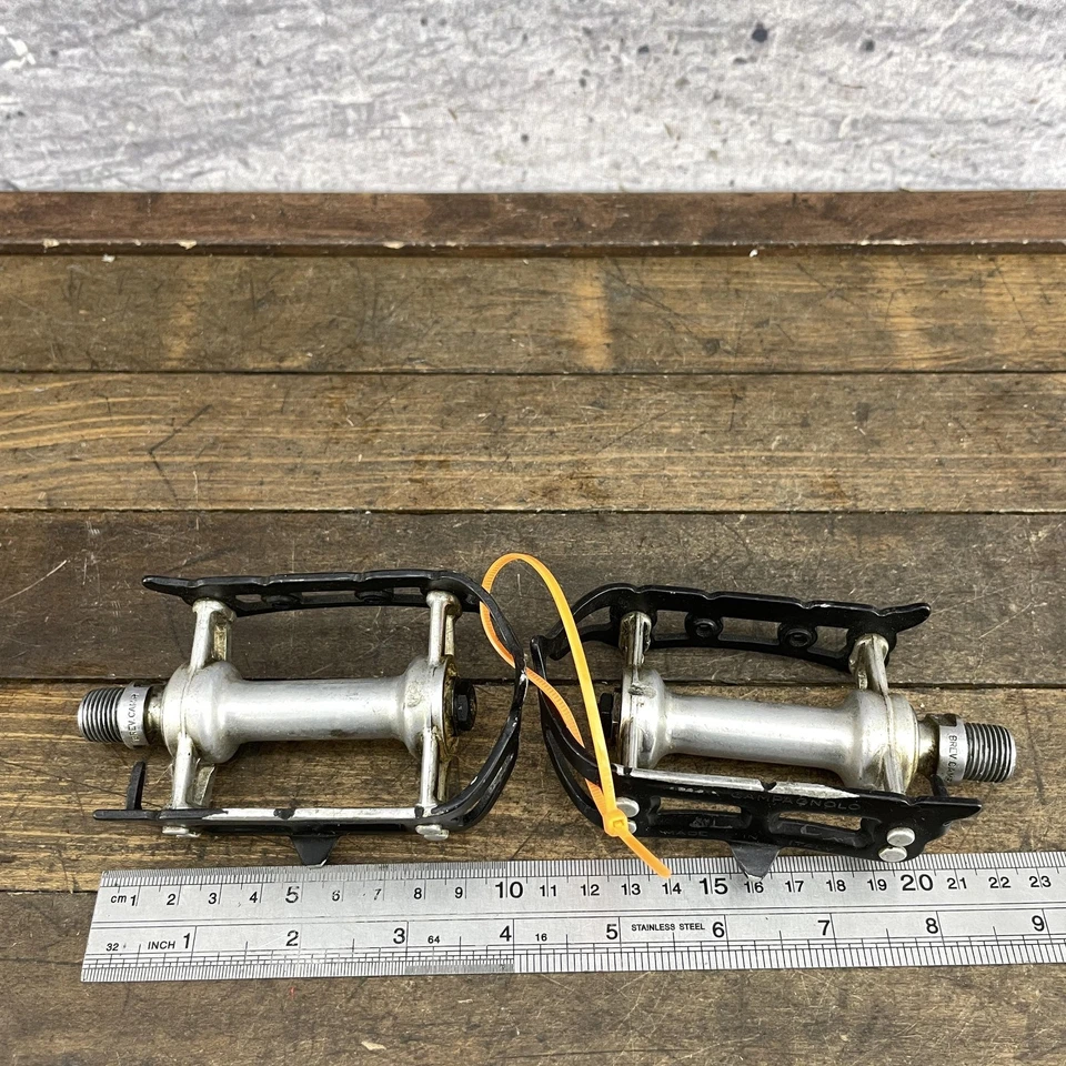 Pedales de carretera Campagnolo Record vintage negros 9/16 x 20 hechos en Italia sin tapas Foto 3 de 4