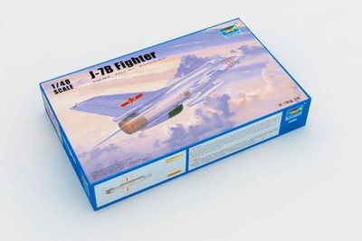J-7B Fighter / 1:48 - Trumpeter / 02860