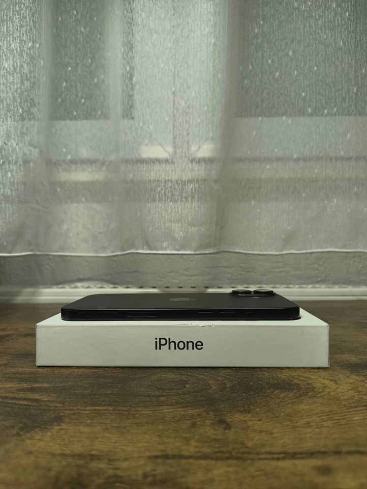 Apple iPhone 16 Plus · 256GB, Foto 4 von 5