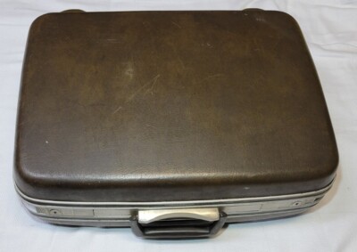 Vintage Columbia Suitcase Record Player Masterwork MKII Garrard