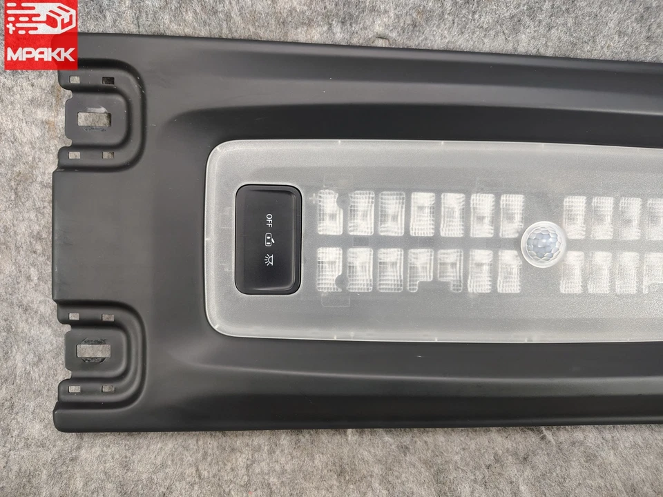 Ram Promaster 1500 2500 3500 2019-2023 domo lámpara de carga luz OEM 7KY06LXHAA Foto 2 de 4