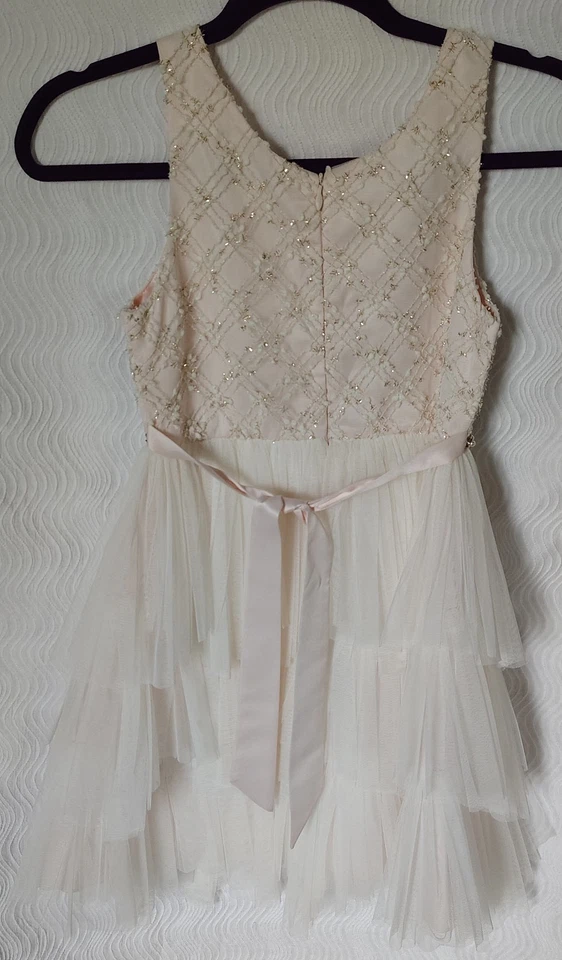 Vestido Princesa Americana Tul Talla 7 Estrás Imitación Perla Bordado en Niveles  Foto 2 de 4