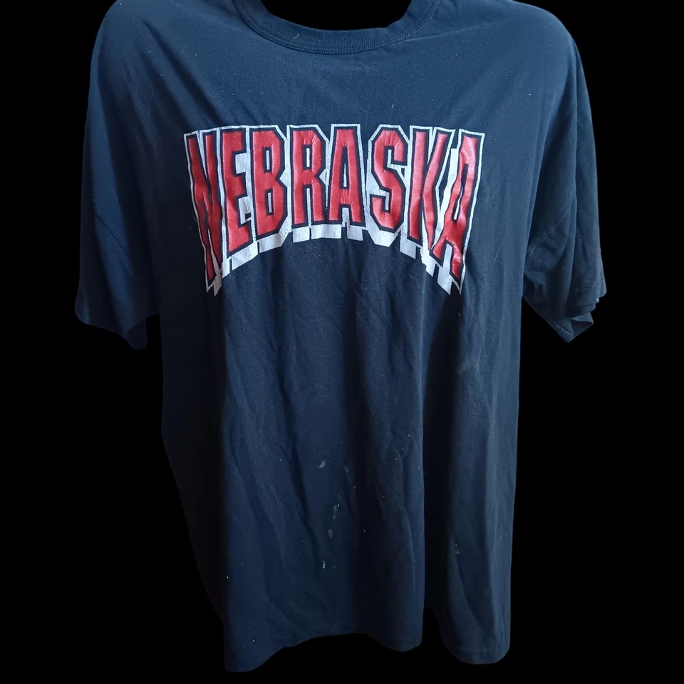 Vintage Men's T-shirt XL Big Red Football Russell Nebraska Huskers Paint Splat - Image 2 of 4