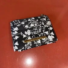 Steve Madden Mini Wallet - Black And White