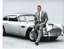 DANIEL CRAIG ASTON MARTIN SIGNED JAMES BOND NO TIME TO DIE AUTOGRAPH 10-8 COA