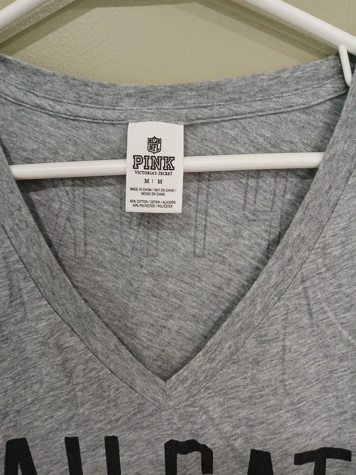 Camiseta para mujer Victoria Secret rosa Pittsburgh Steelers gris medio logotipo abanico Foto 2 de 4