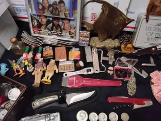 junk drawer silver ww11 knives coins other collectables