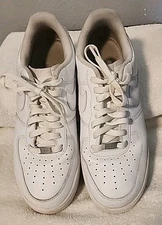 Nike Mens Air Force 1 Triple White CW2288-111 Mens Sz 10 SEE DESC 