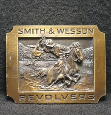 WH11103 VINTAGE 1990   SMITH  WESSON REVOLVER   GUN MENS BRASS BELT BUCKLE