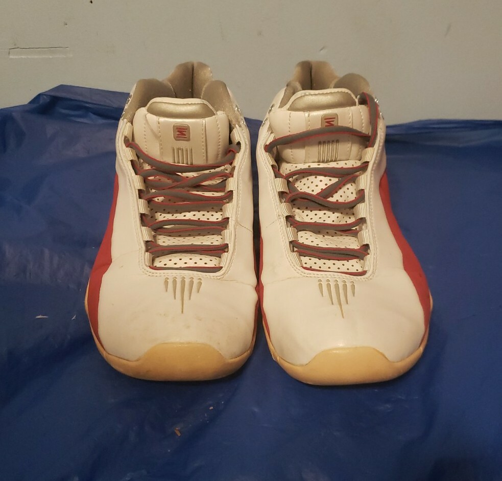 Vintage 2000 Nike Shox BB4 Vince Carter White/Varisty Size Vintage 2000 Nike Shox BB4 Vince Carter White/Varisty Size