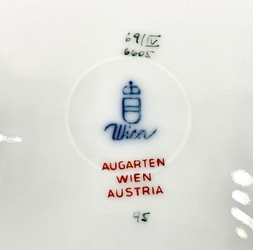 FINE AUGARTEN PORCELAIN 6" BOWL, AUSTRIA, BLUE TULIPS, 691 6605, EXCELLENT COND - Picture 7 of 9
