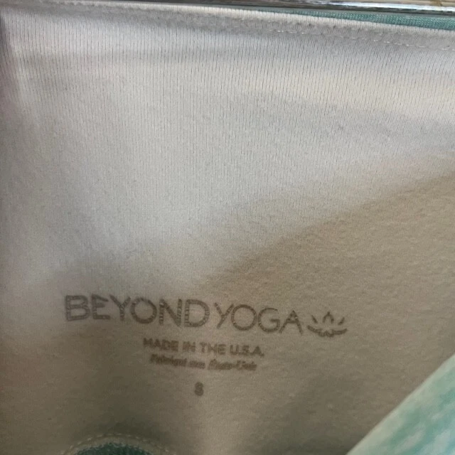 beyond-yoga tie ankle detail gym athleisure logo leggings