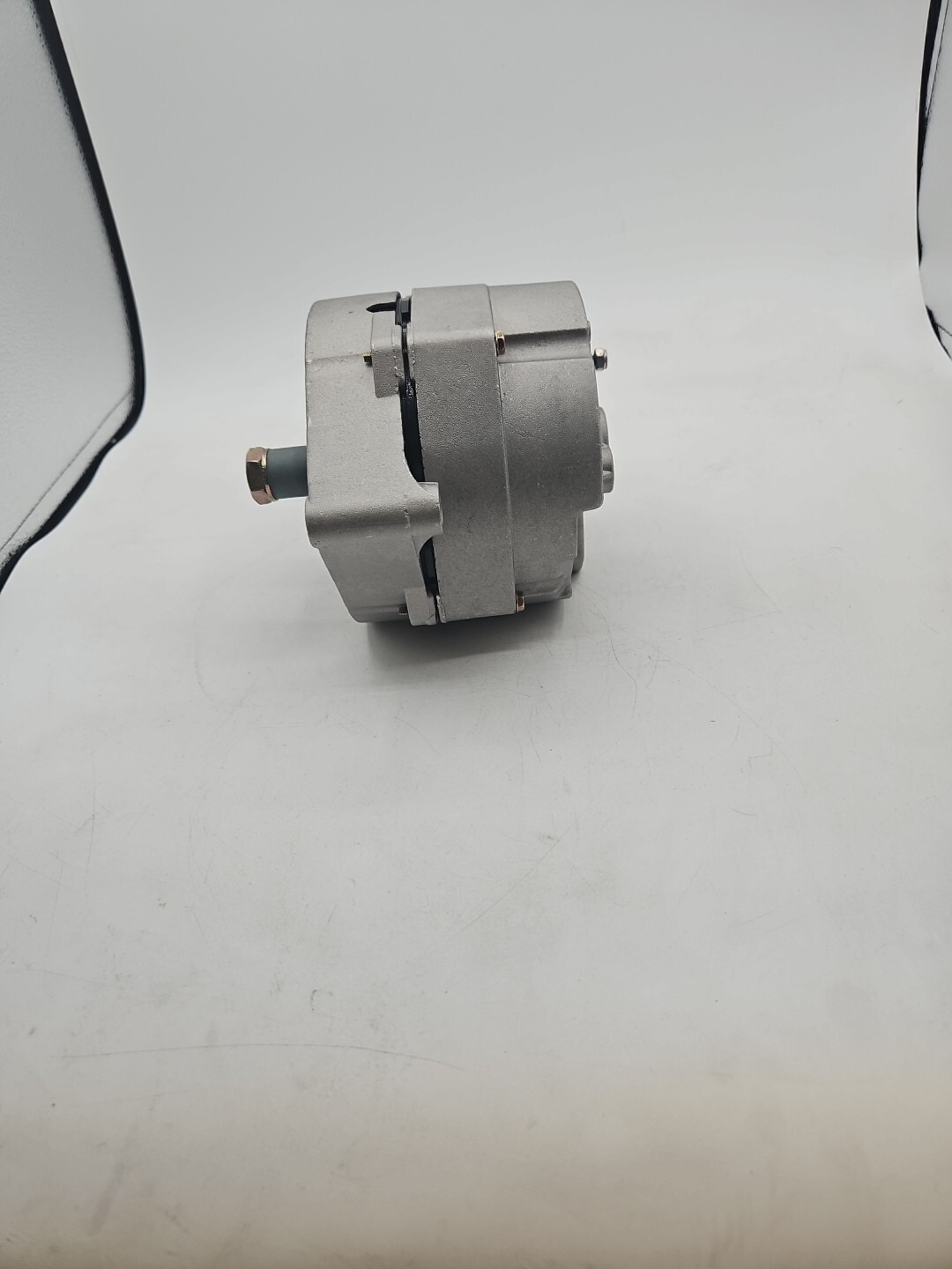 BENTLEY ALTERNATOR MINUS PULL&FAN (CD6955)