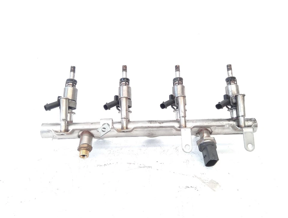 AUDI Q5 INJECTION RAIL 8R, 12/08-01/17 - P/N, 06J133317J  - image 3 of 4