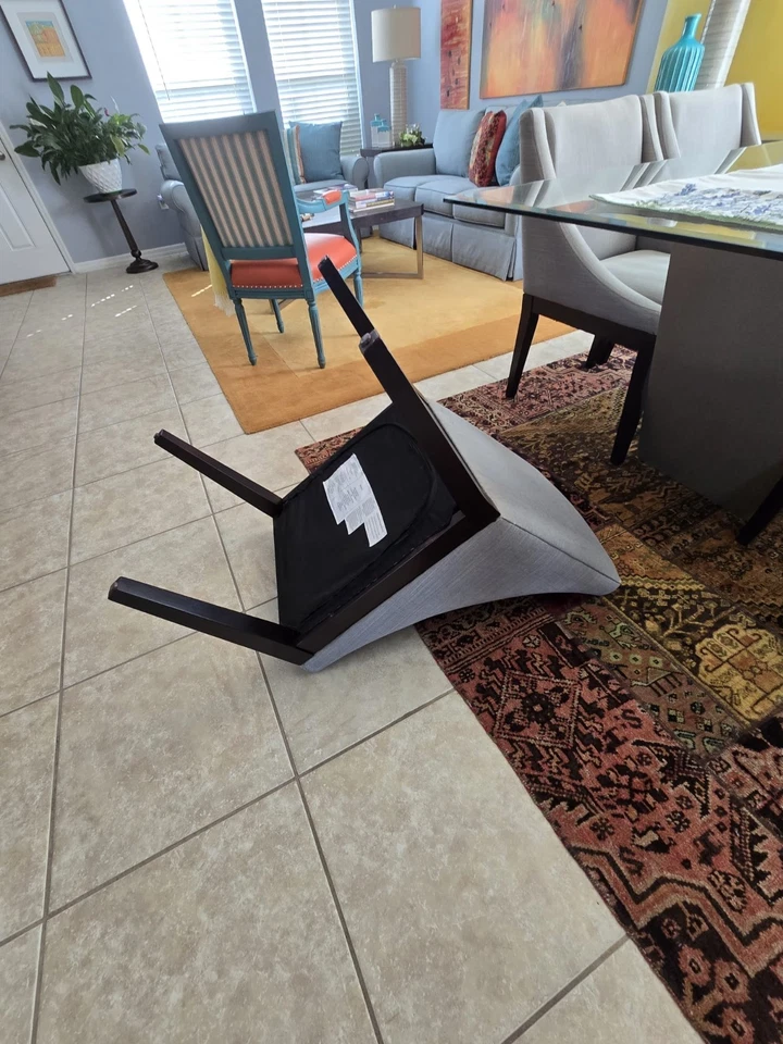 Elegante Juego de Comedor Moderno 7 Piezas - Mesa de Cristal con Tapizado Foto 3 de 4