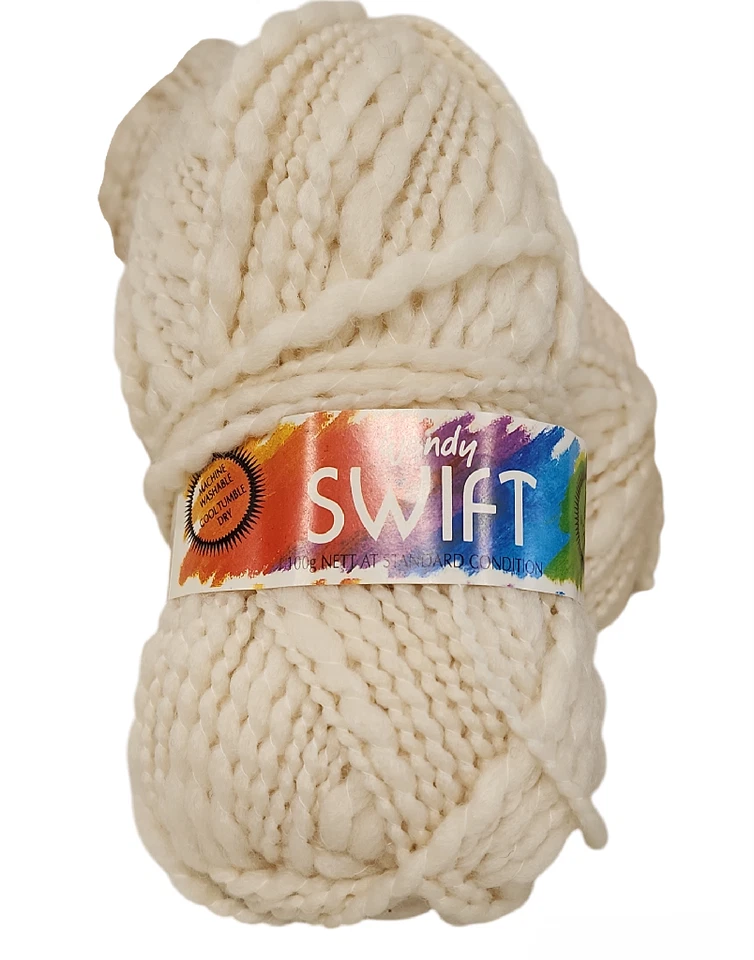 4 Wendy Yarn Skeins 595 Off White + 4 Balls - 75% Acrylic & 25% Wool - Image 2 of 4